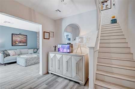 12329 Golden Wreath Rd #3 Las Vegas, NV 89183
