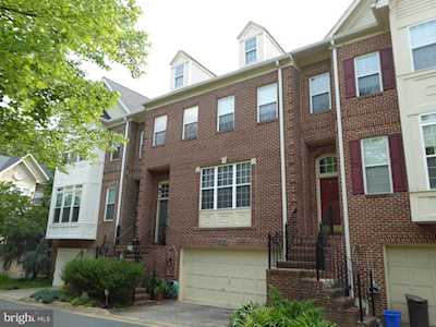 209 Halpine Walk Ct Rockville, MD 20851