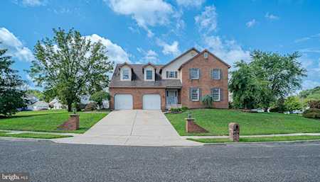 18 Thornfield Circle Sewell, NJ 08080