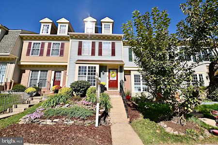 6553 Cypress Point Rd Alexandria, VA 22312
