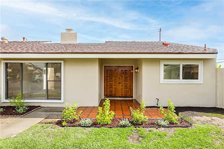 2114 E South Redwood Dr. Anaheim, CA 92806