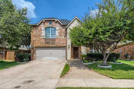 8668 Glenburne Drive Fort Worth, TX 76131