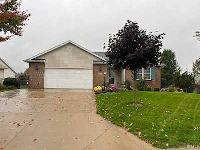 67577 Patricia Drive Millersburg, IN 46543