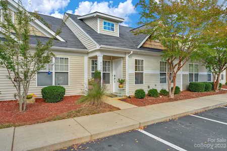 2023 Shady Pond Dr Lake Wylie, SC 29710