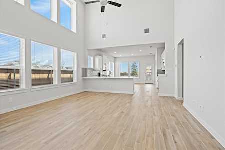 121 Camino Verde San Marcos, TX 78666