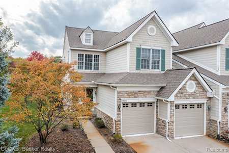 26415 Fieldstone Dr Novi, MI 48374