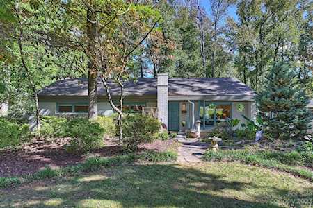 2501 Tanglewood Ln Charlotte, NC 28211