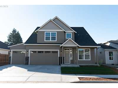 2412 NE 2nd CT Battle Ground, WA 98604