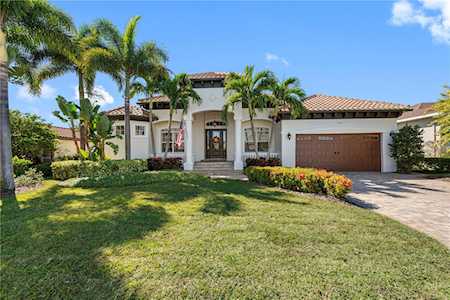 1142 2nd Ave S Tierra Verde, FL 33715