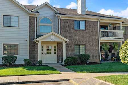 3911 Yardley Ct #104 Louisville, KY 40299