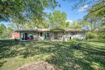 2641 S Grundy Quarles Hwy Gainesboro, TN 38562