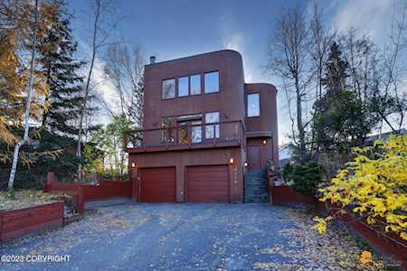 4330 Seeley Circle Anchorage, AK 99502