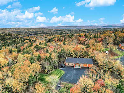 6 Alpine Ridge Dr Greenville, ME 04441