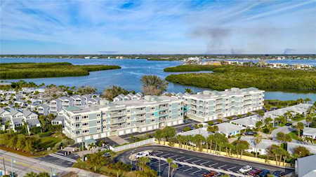2225 N Beach Rd #301 Englewood, FL 34223