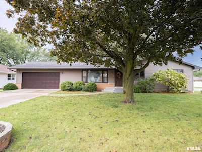 403 W Michigan Ave Metamora, IL 61548
