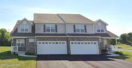 902 S Fork Dr Easton, PA 18040