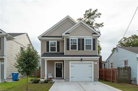 1921 Sparrow Rd Chesapeake, VA 23320