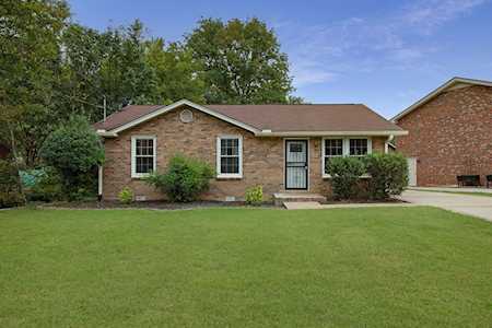 107 Ryan Dr Hendersonville, TN 37075