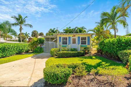 2218 NE Sunny Acres Way Jensen Beach, FL 34957