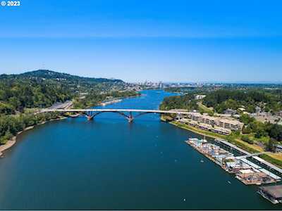 294 SE Spokane ST Portland, OR 97202