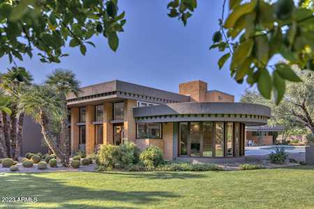 54 Biltmore Estates Dr Phoenix, AZ 85016