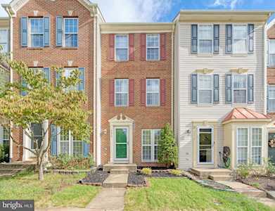9854 Maitland Loop Bristow, VA 20136