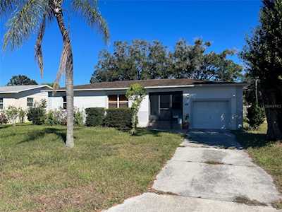 2827 28th Ave N St. Petersburg, FL 33713