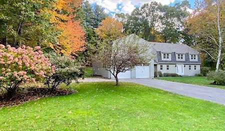 10 Ann Lee Road Harvard, MA 01451
