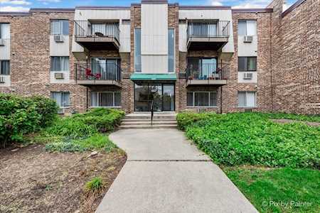 1457 N Winslowe Dr #102 Palatine, IL 60074