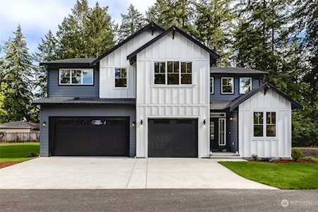 8158 Veterans Dr SW Lakewood, WA 98498