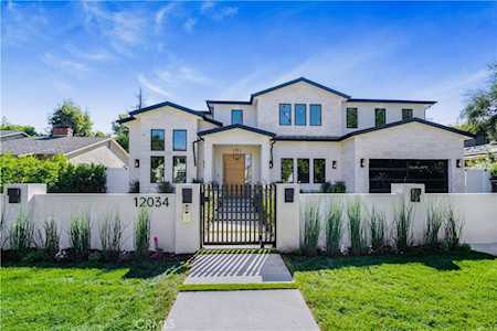 12034 Otsego St Valley Village, CA 91607