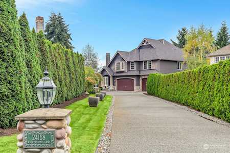 24158 W Greystone Ln Woodway, WA 98020