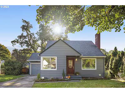 703 NW Chestnut ST Vancouver, WA 98660