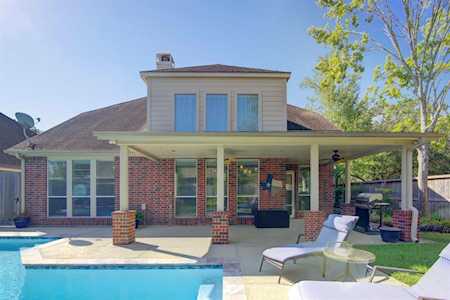 2915 Autumn Creek Dr Friendswood, TX 77546
