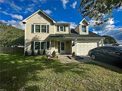 1323 Copper Stone Circle Chesapeake, VA 23320