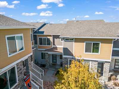 961 W Cyan Valley Way Bluffdale, UT 84065
