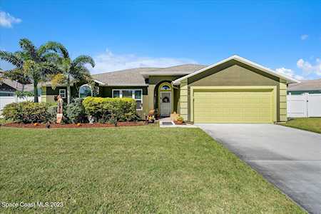 942 Harbor Pines Drive Merritt Island, FL 32952
