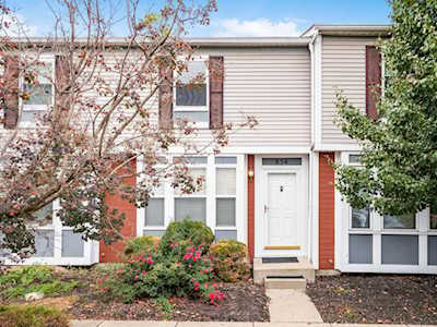 854 Pine Way Drive Worthington, OH 43085