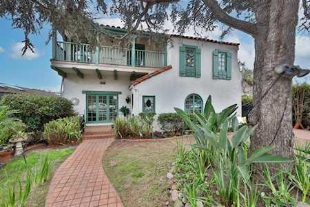 2719 Azalea Dr San Diego, CA 92106