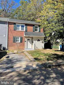21 N Pennewell Dr N Wilmington, DE 19809