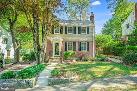 875 N Lebanon St Arlington, VA 22205