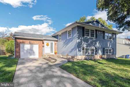 748 Fremont Ln Mount Laurel, NJ 08054