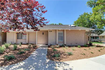 8566 Fallbrook Circle #707D Huntington Beach, CA 92646