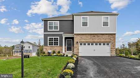 200 Eleanor Ct Gilbertsville, PA 19525