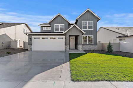 570 N Hiltonhead Way Eagle, ID 83616