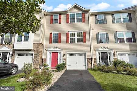 367 Latrobe Dr Newark, DE 19702