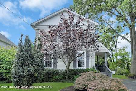 61 W Washington Ave Atlantic Highlands, NJ 07716