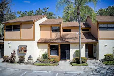 4709 NW 30th St Coconut Creek, FL 33063