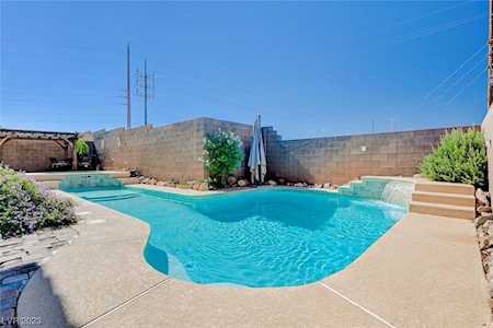 251 Palmarosa St Henderson, NV 89015