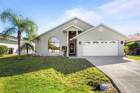 486 Daisy Ln Winter Haven, FL 33884